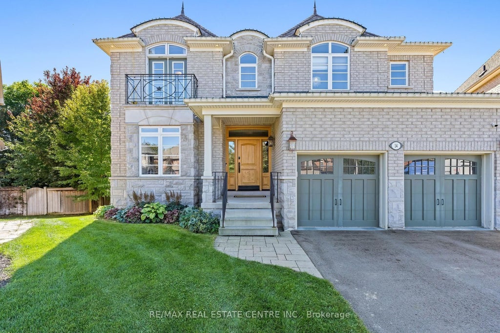 Photo of 14 View Point Circle, Halton Hills, ON L7G 6P2 (MLS # W13829312)