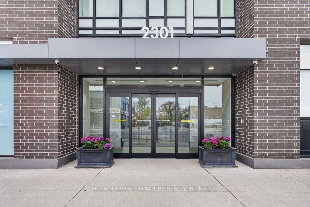 Photo of 2301 Danforth Avenue #109, Toronto, ON M4C 0A7 (MLS # E13133322)