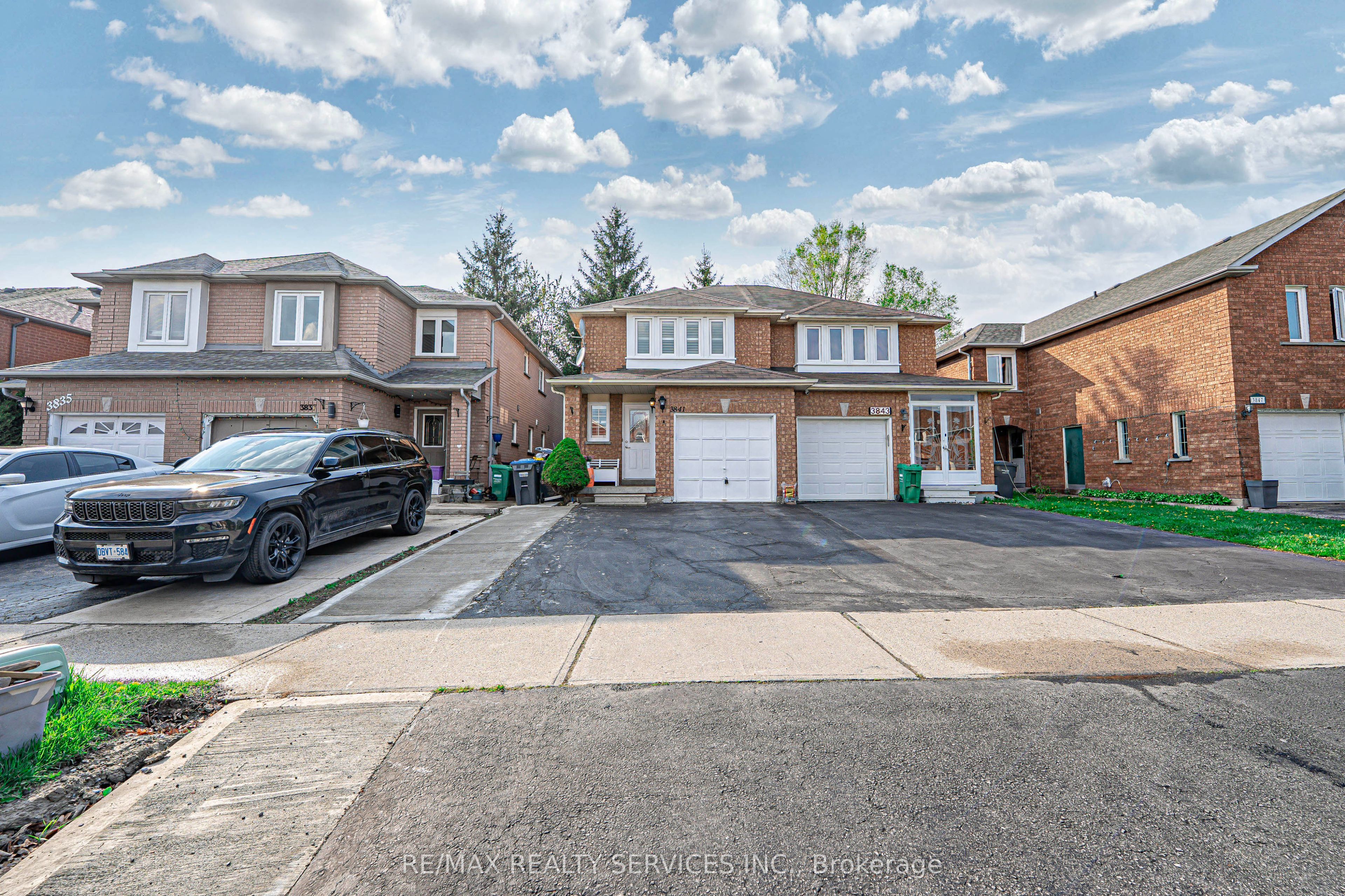 3841 Densbury Drive