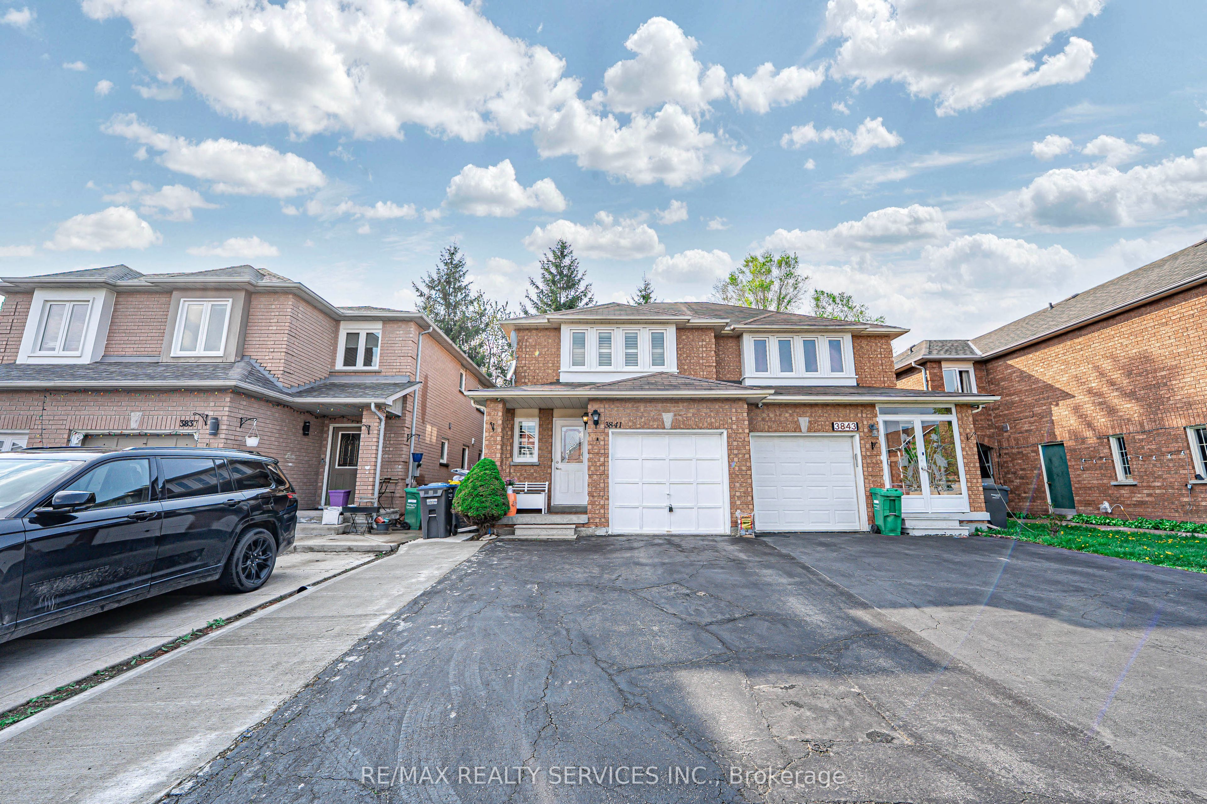 3841 Densbury Drive