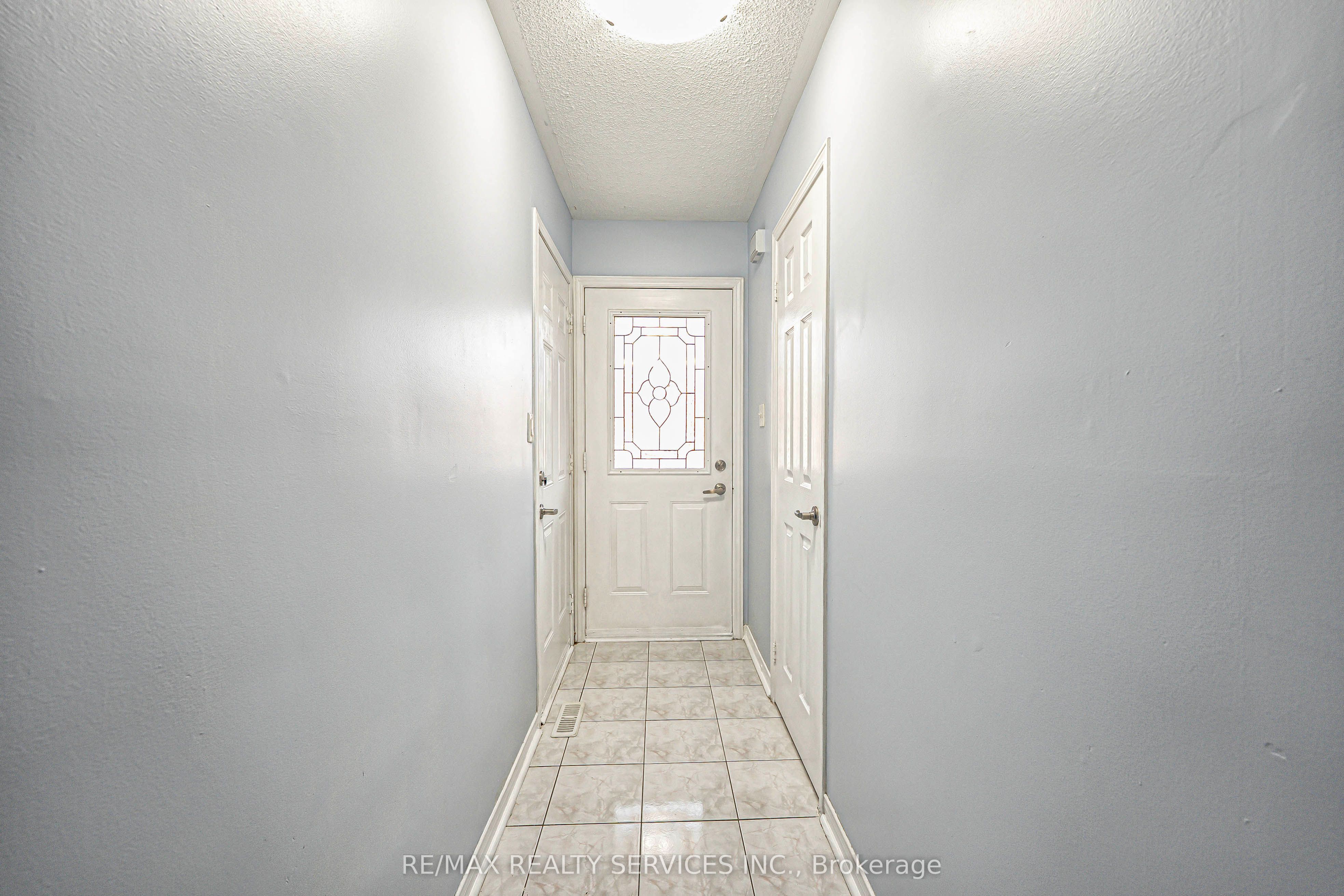 3841 Densbury Drive