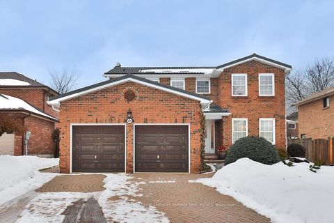 2289 Beejay Court Mississauga ON L5M 2N6
