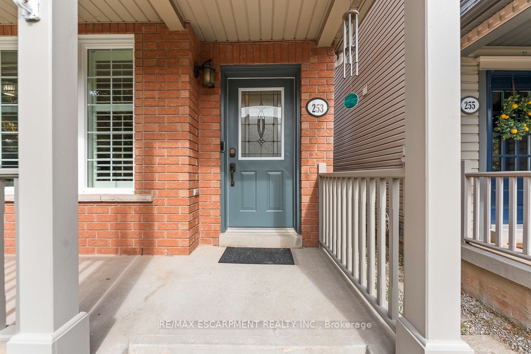 253 Gatwick Drive
