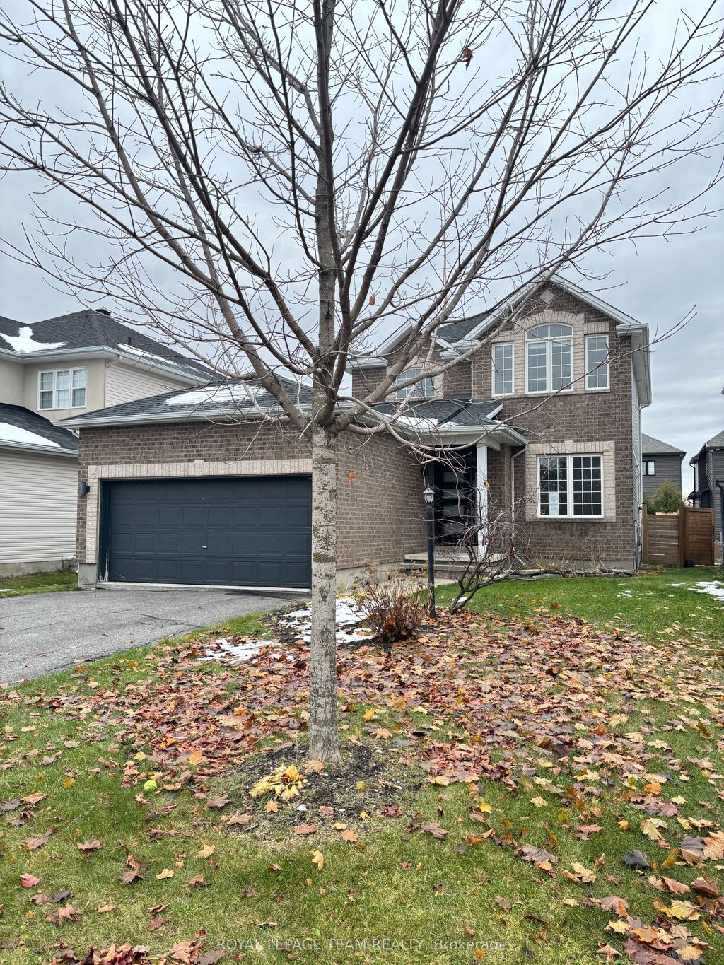 Photo of 78 Friendly Crescent, Stittsville - Munster - Richmond, ON K2S 2B5 (MLS # X12548104)