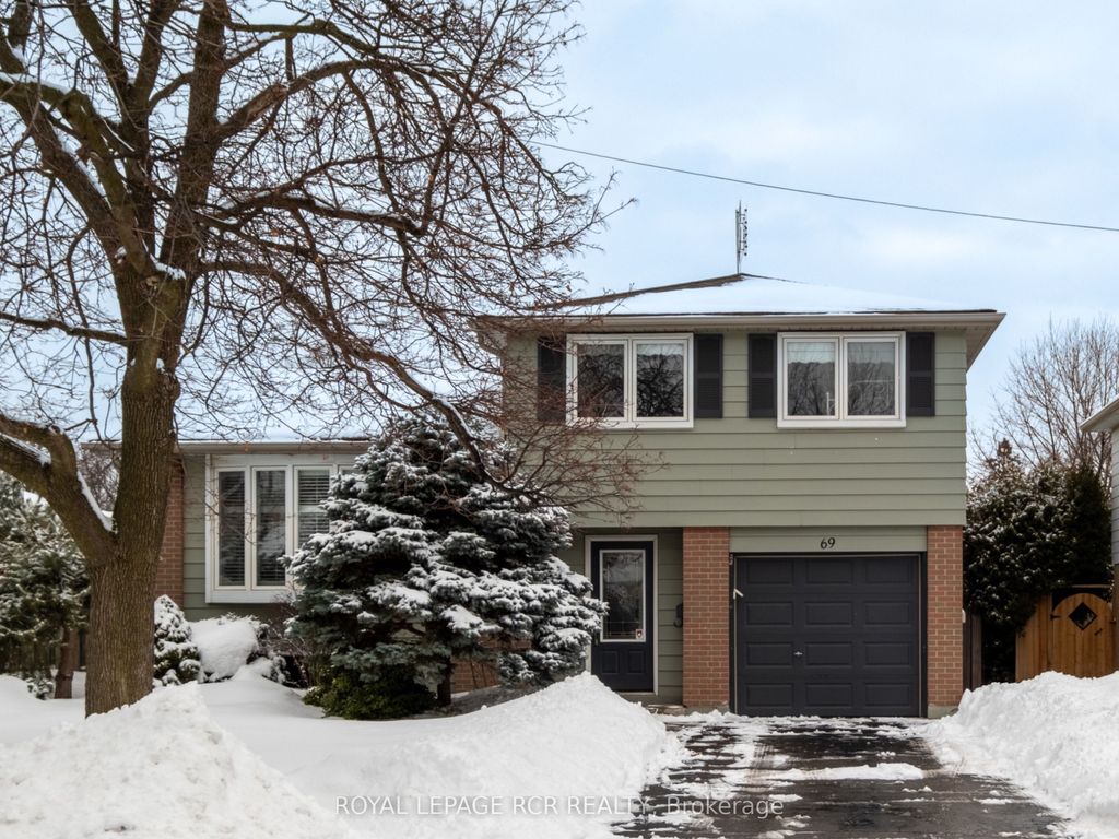 Photo of 69 Bartley Bull Parkway, Brampton, ON L6W 2J7 (MLS # W12826850)