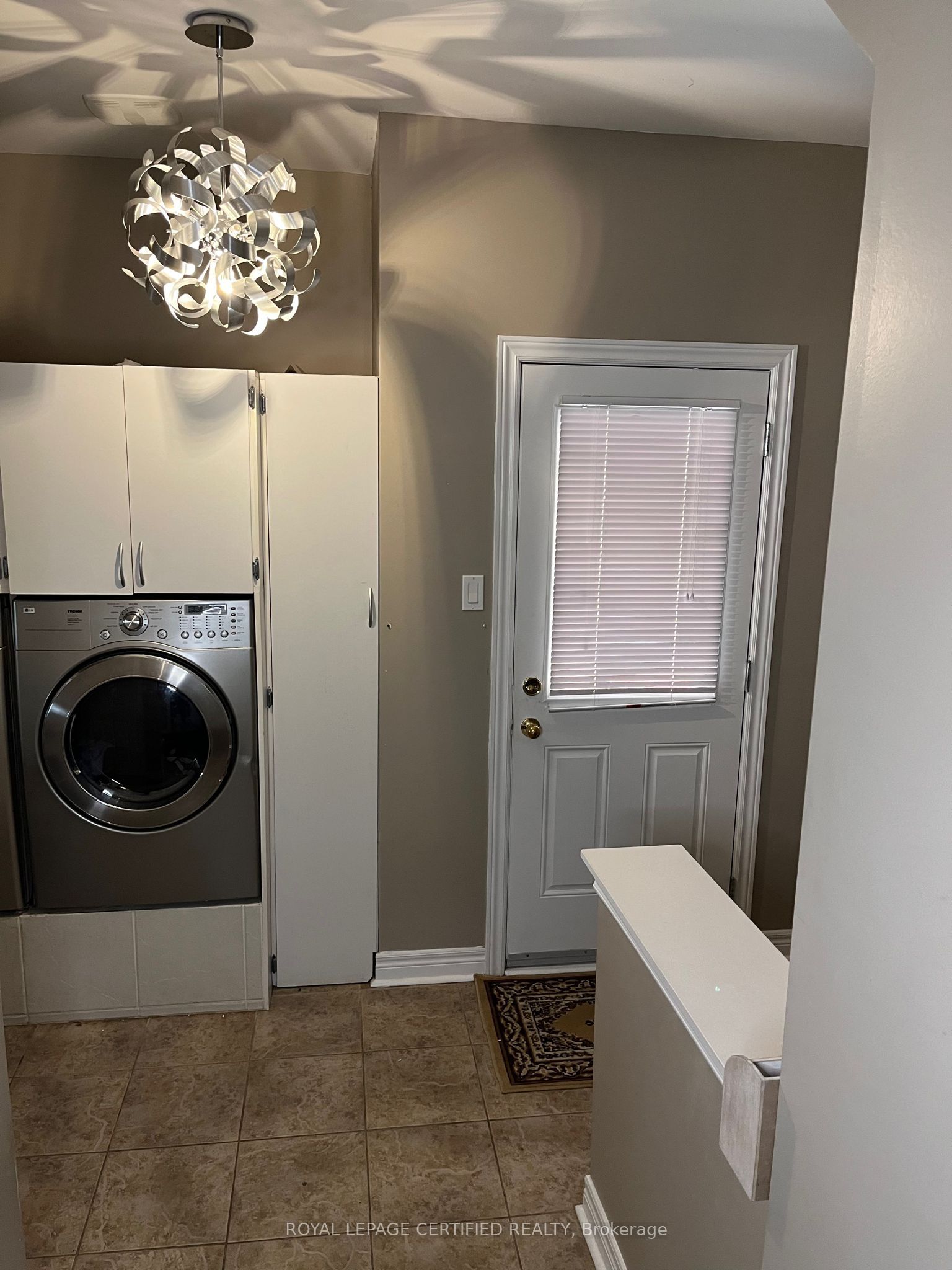 31 Everingham Circle BSMT