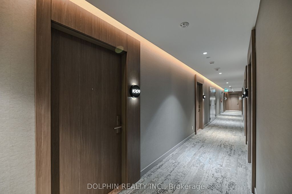 Photo of 161 Roehampton Avenue #1007, Toronto, ON M4P 1P9 (MLS # C13069746)