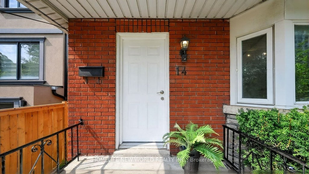 Photo of 14 Franklin Avenue, Toronto, ON M2N 1B6 (MLS # C14130968)
