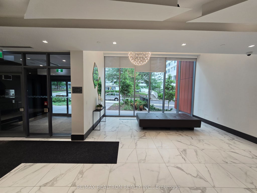 Photo of 20 Dunfield Avenue #2120, Toronto, ON M4S 0E4 (MLS # C13447928)