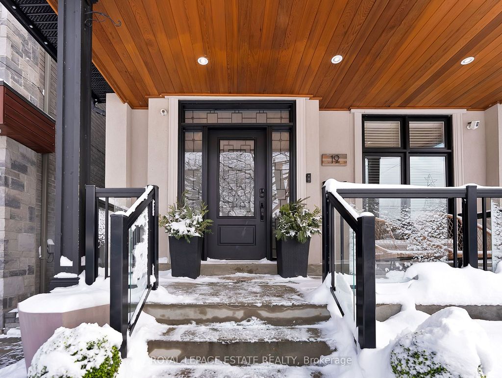 Photo of 19 Red Deer Avenue, Toronto, ON M1N 2Y9 (MLS # E12709266)