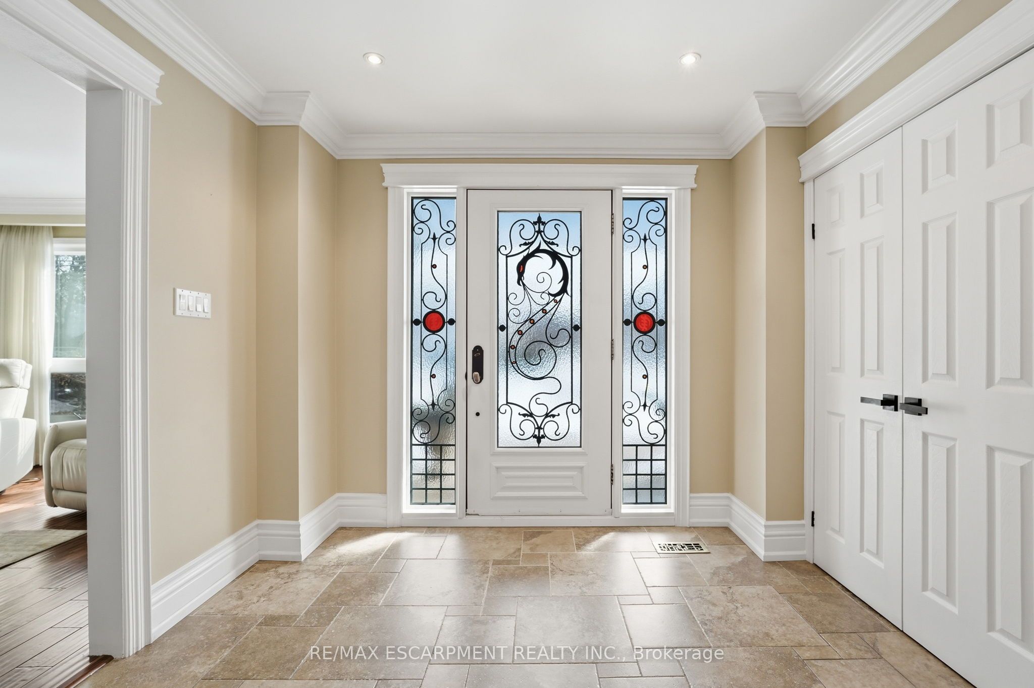 2123 Kawartha Crescent