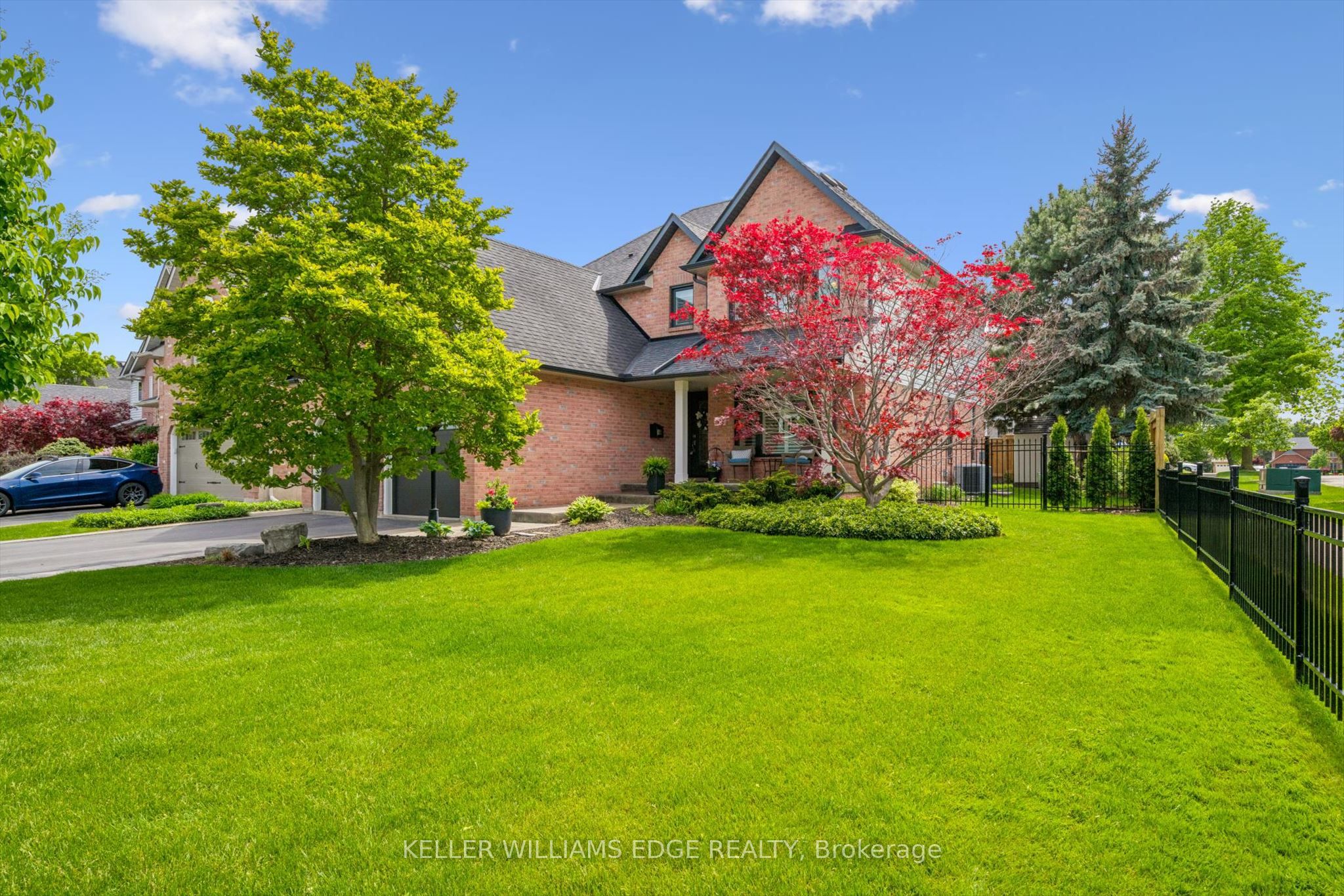 2124 Kevin Crescent