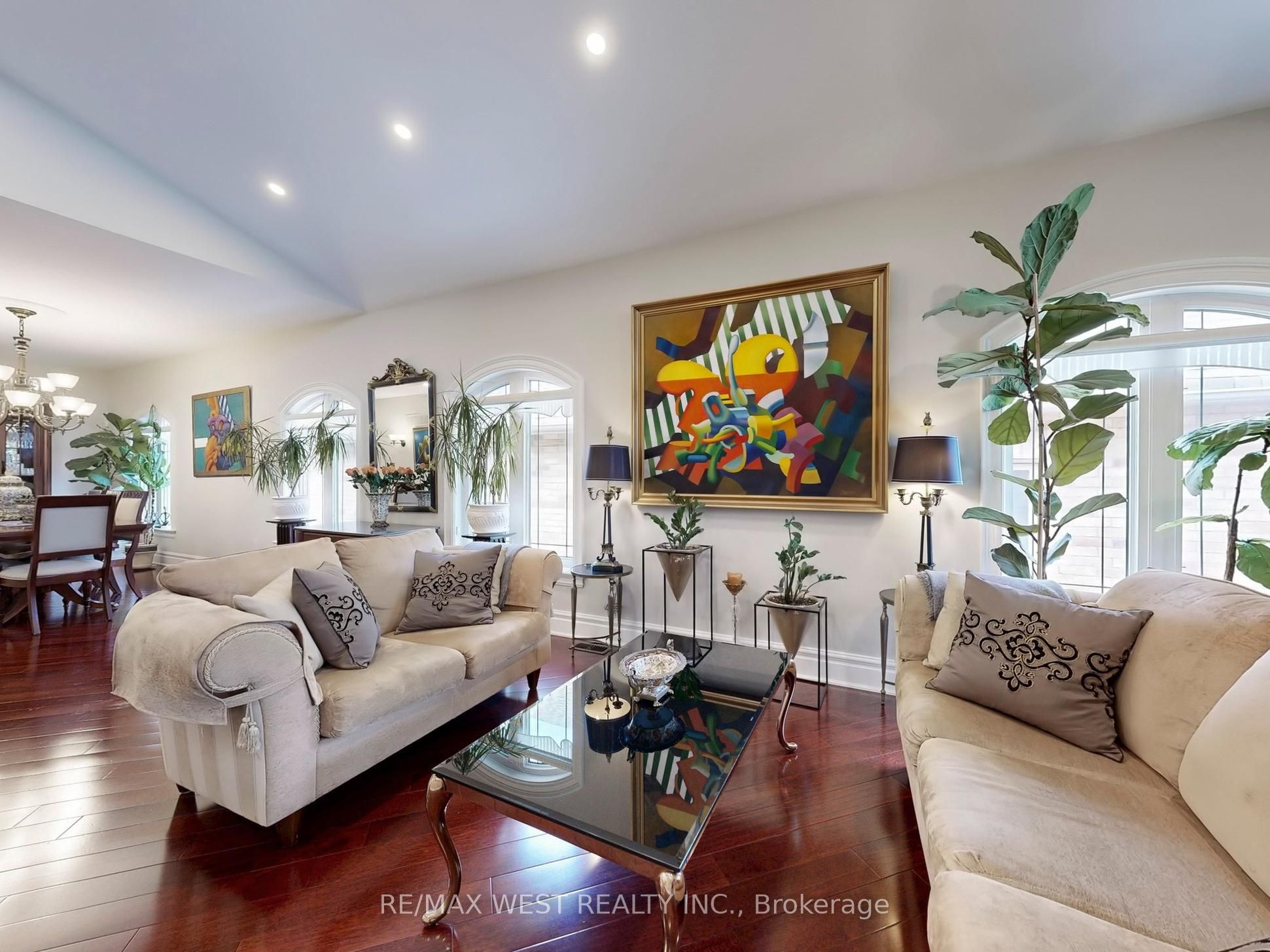 76 Petticoat Road