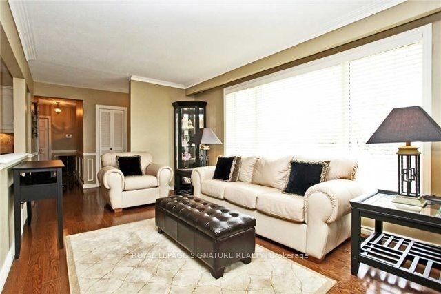 1207 Wood Place