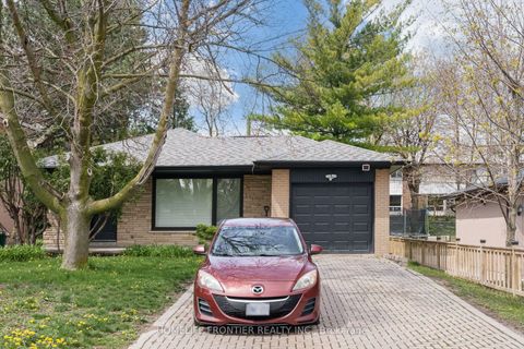 6 Dalmeny Road Lower Markham ON L3T 1L9