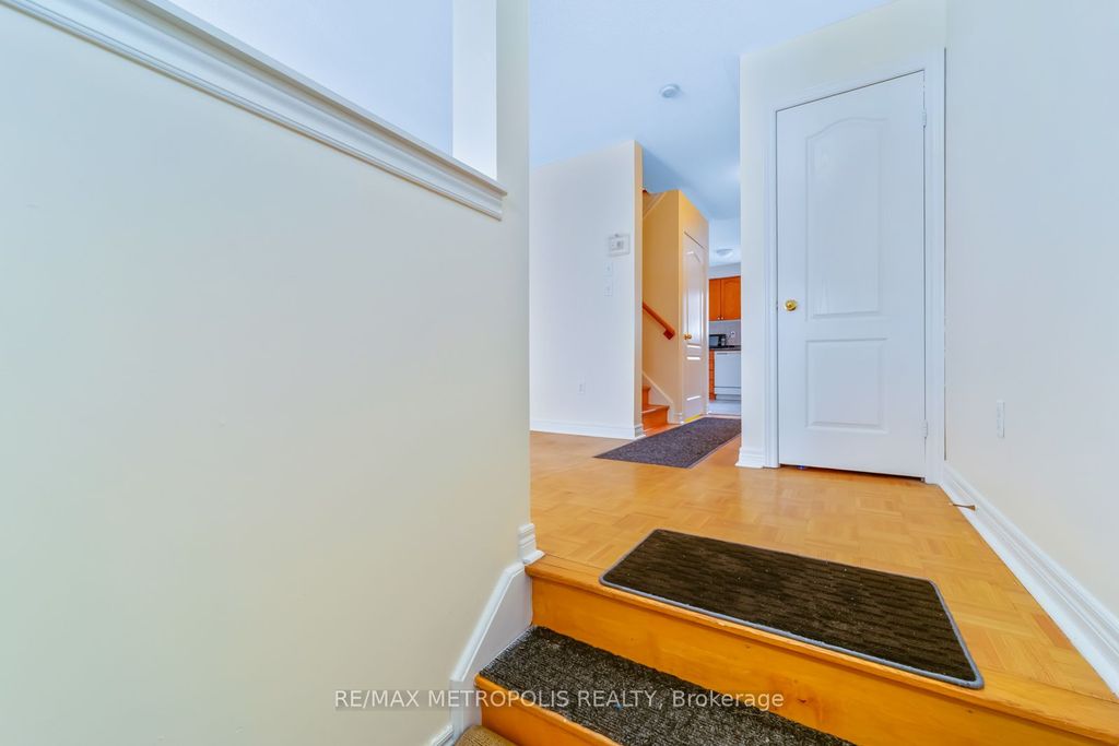 Photo of 16B Gower Street, Toronto, ON M4B 3P5 (MLS # E13137428)