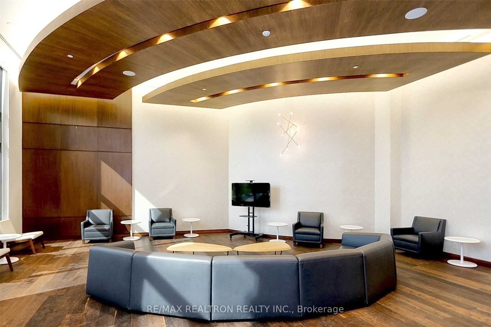 8228 Birchmount Road RG10