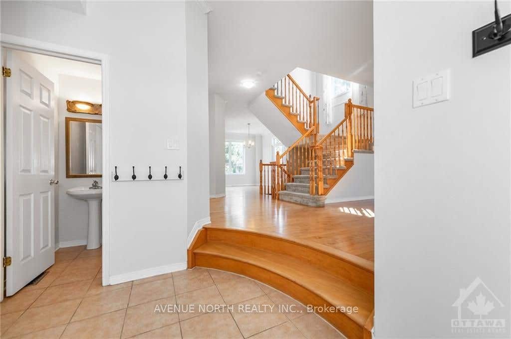 Photo of 2370 Le Ruisseau Circle, Orleans - Convent Glen and Area, ON K1W 1K8 (MLS # X13653062)
