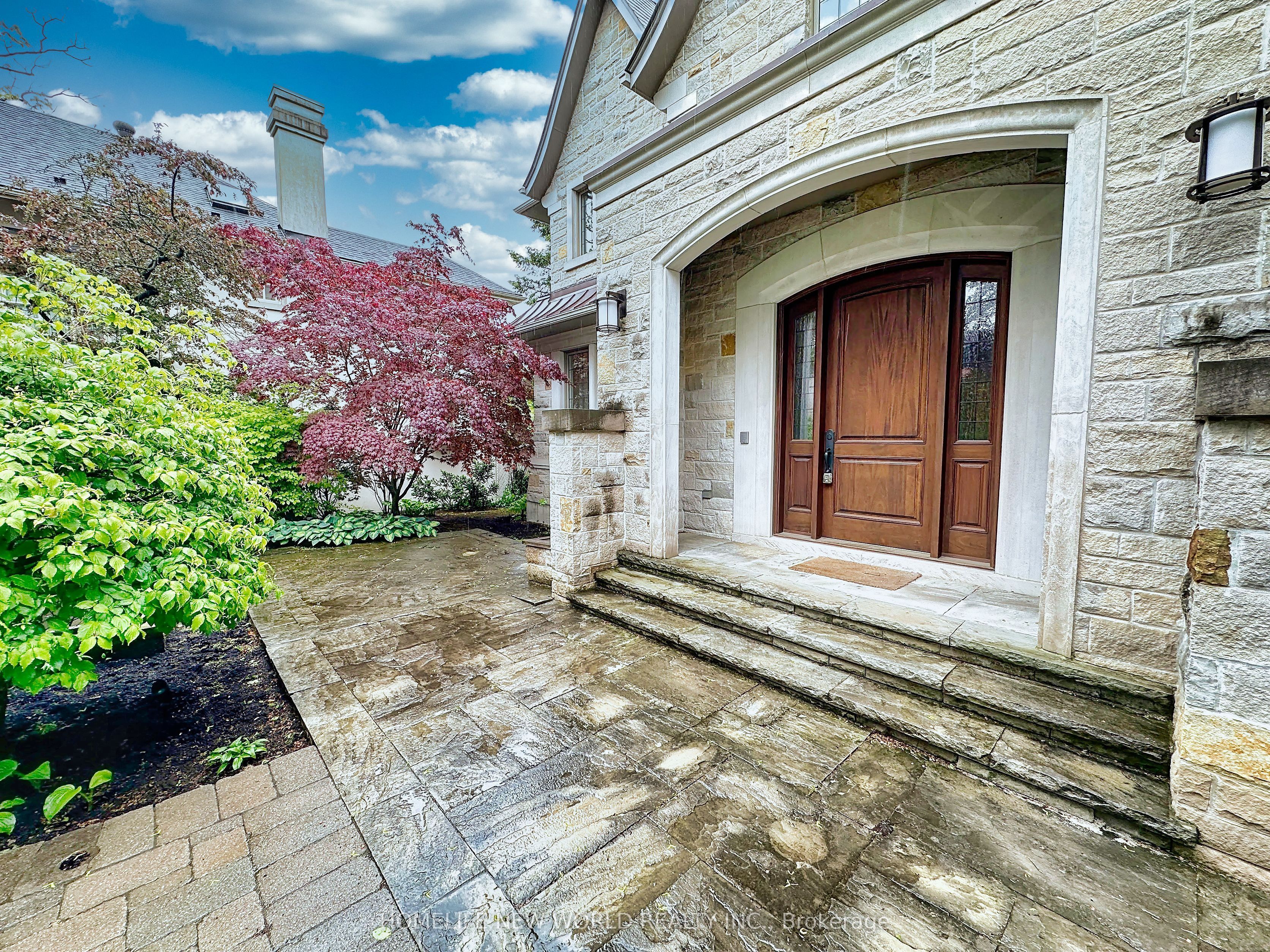 94 Inglewood Drive