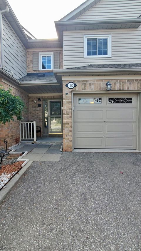 1133 Westview Terrace Oakville ON L6M 3M1