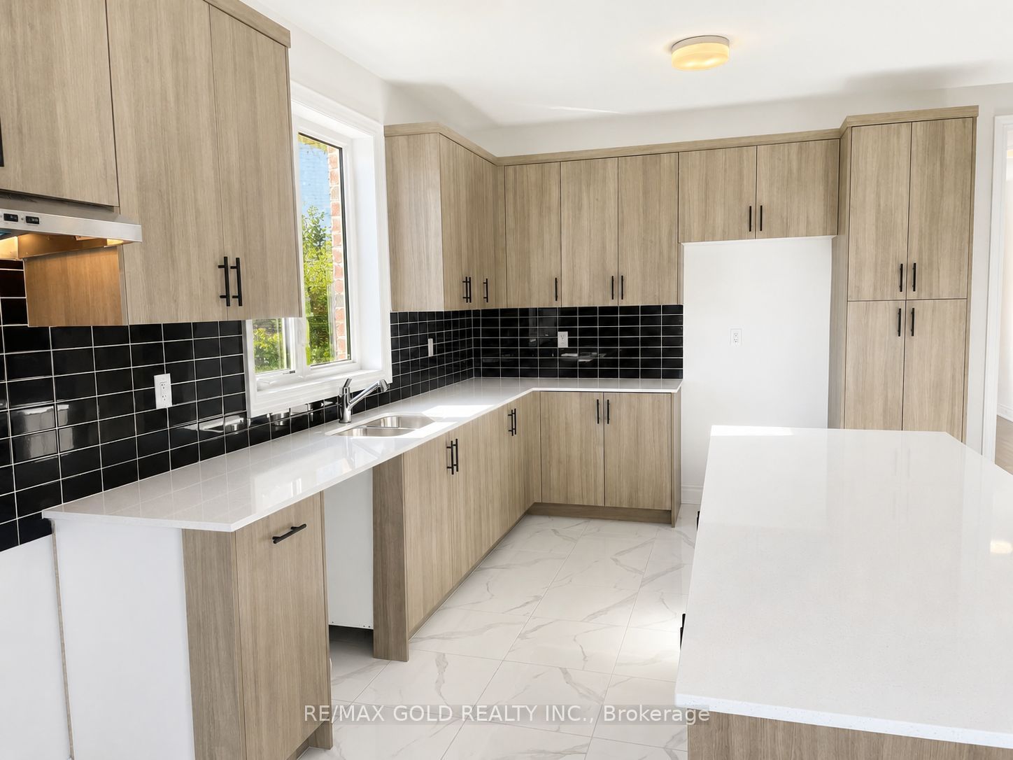 31 Dolomite Drive
