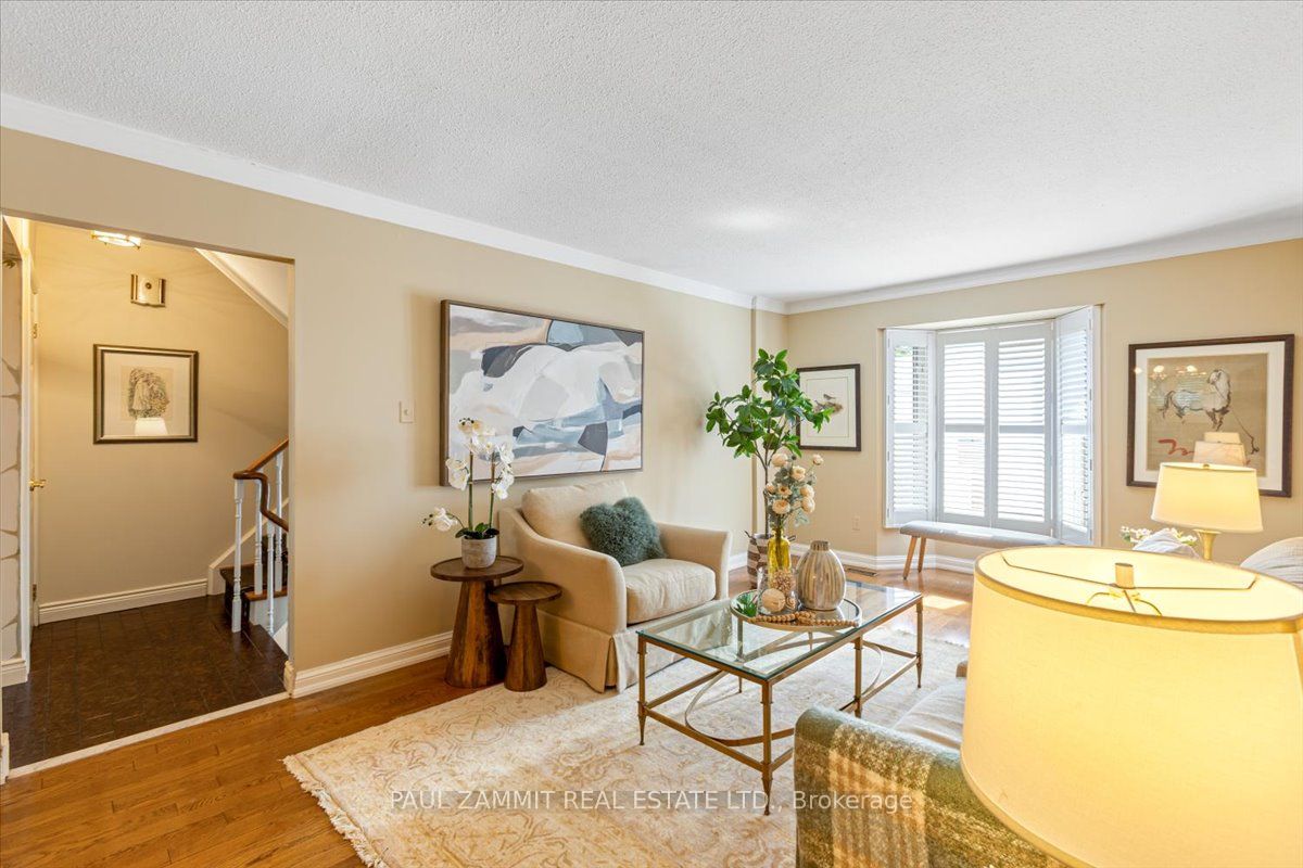 220 Royal Orchard Boulevard