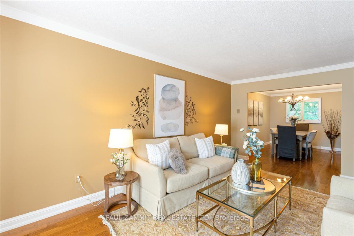 220 Royal Orchard Boulevard