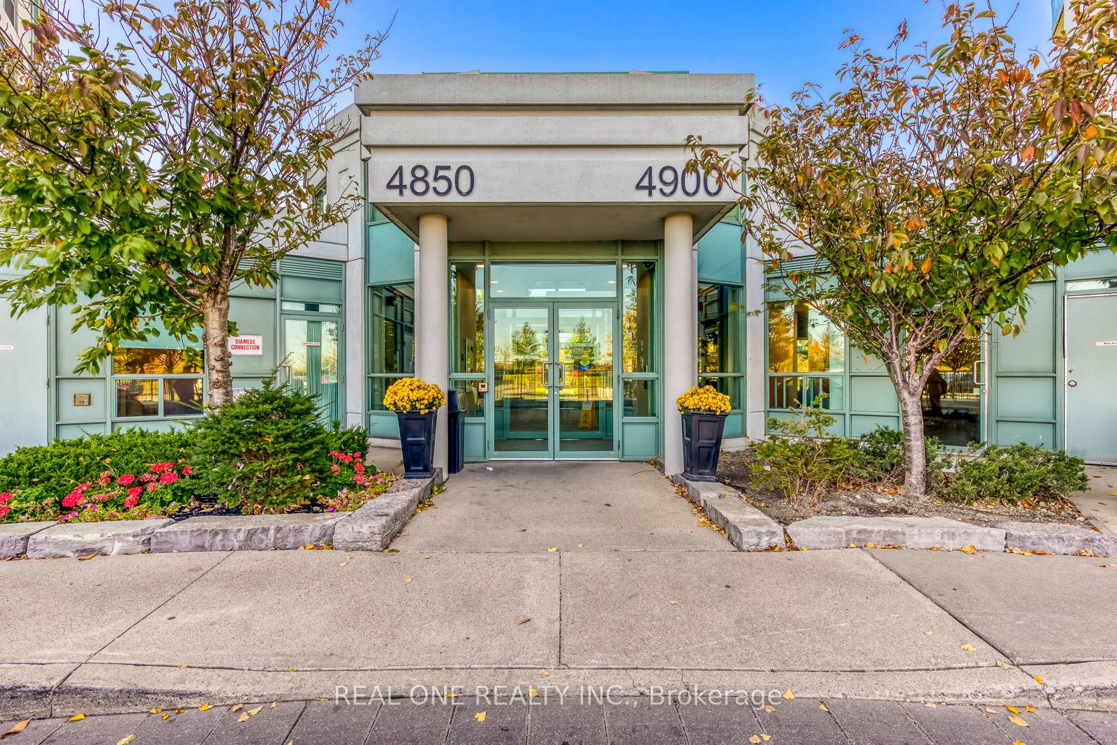 4900 Glen Erin Drive 1003