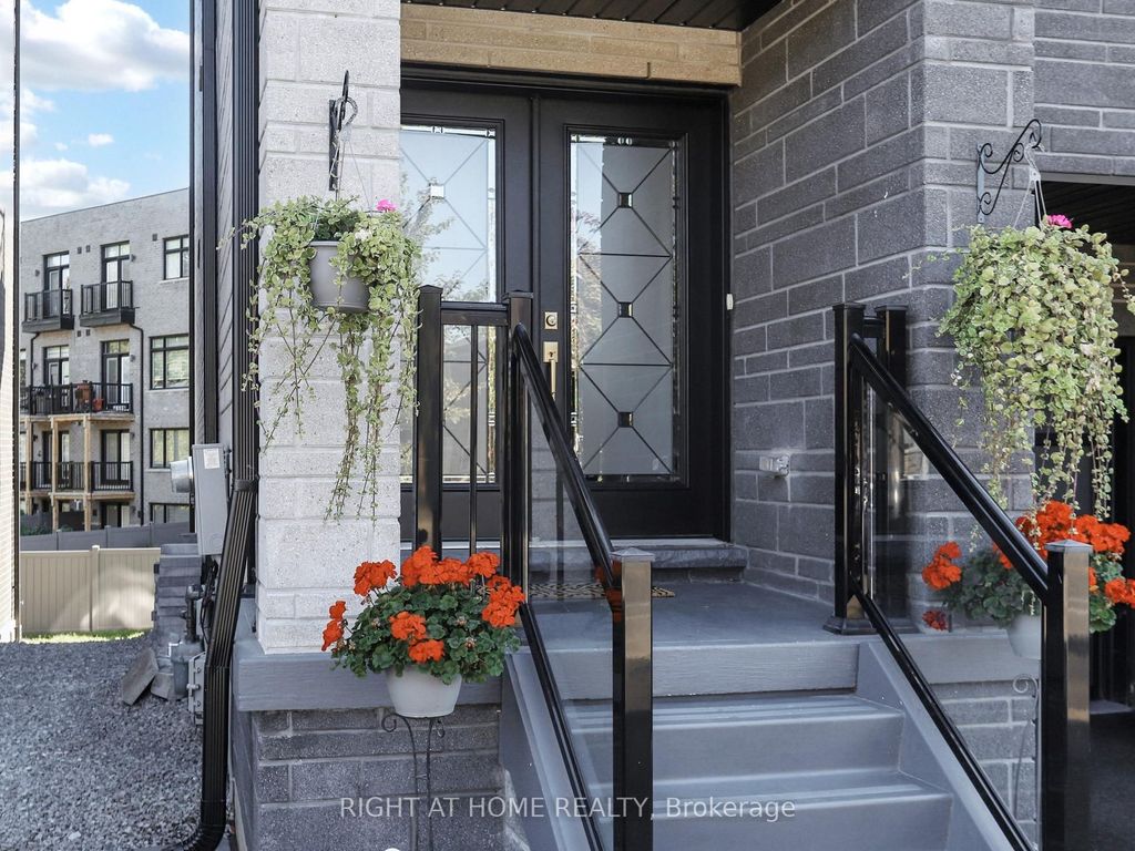 Photo of 163 Lebovic Campus Drive, Vaughan, ON L6A 5A1 (MLS # N13036326)