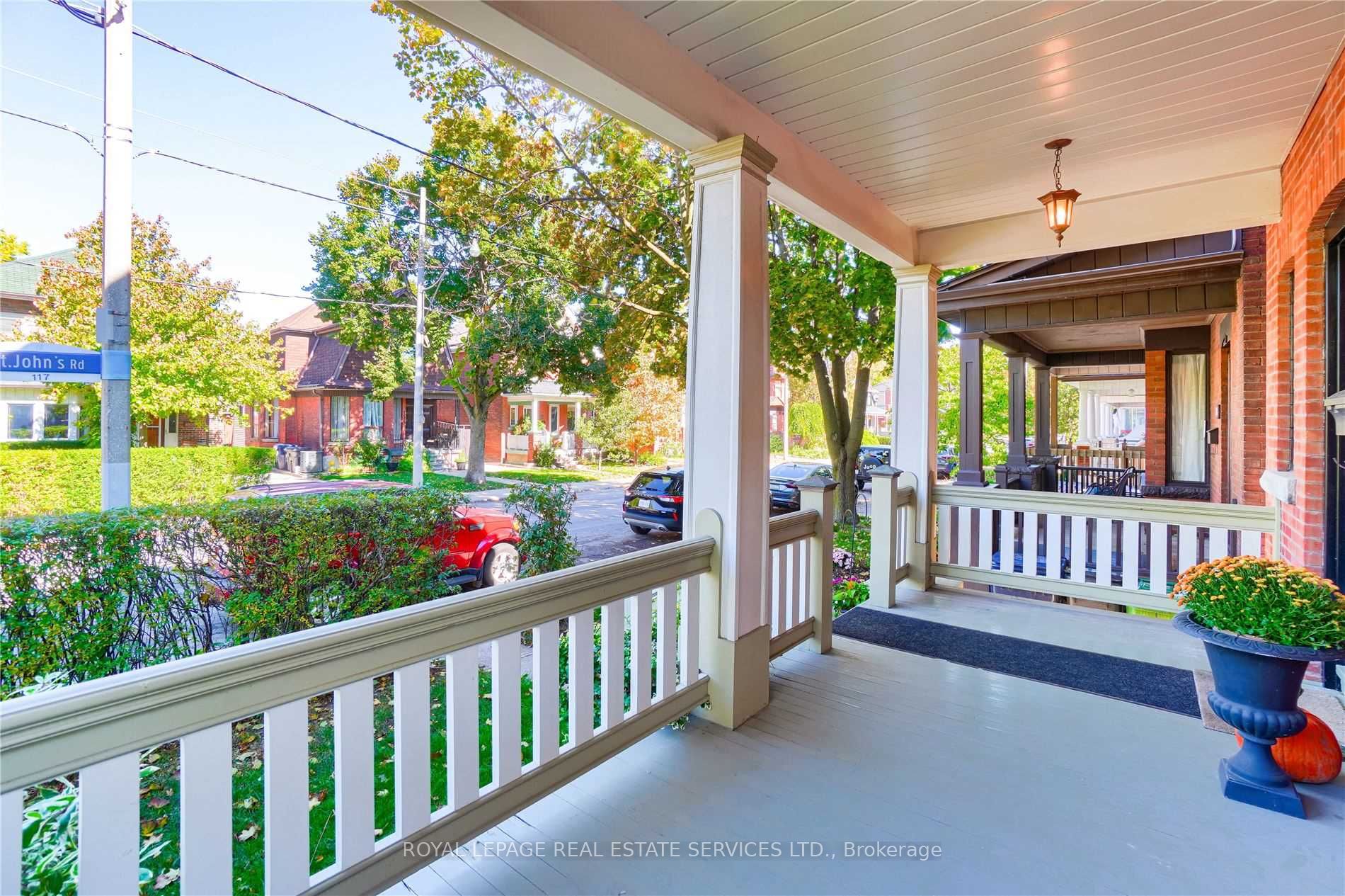 117 St Johns Road Lower