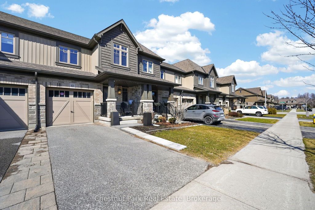 Photo of 10 Archer Avenue, Collingwood, ON L9Y 3B7 (MLS # S12984646)