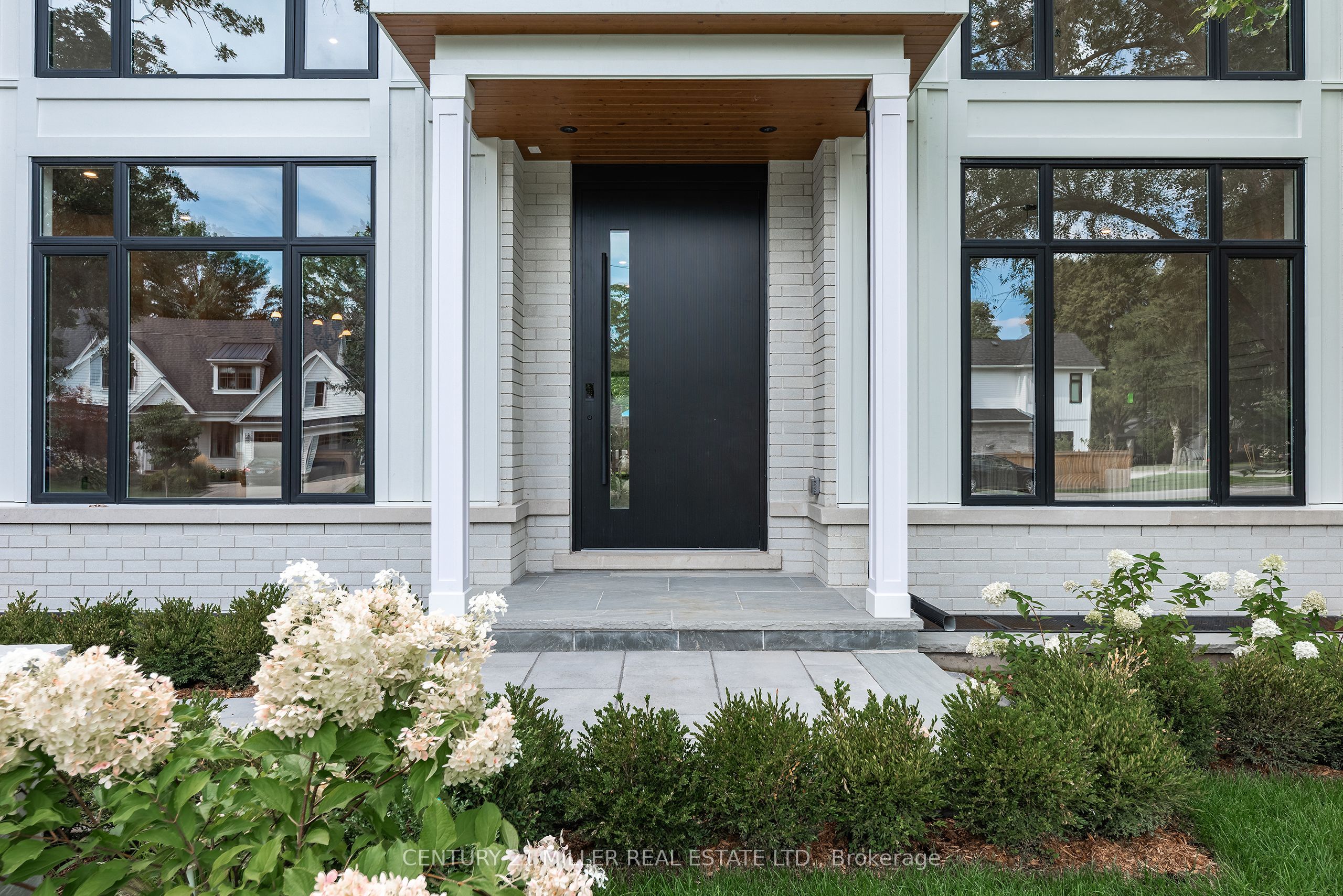 61 Highland Road