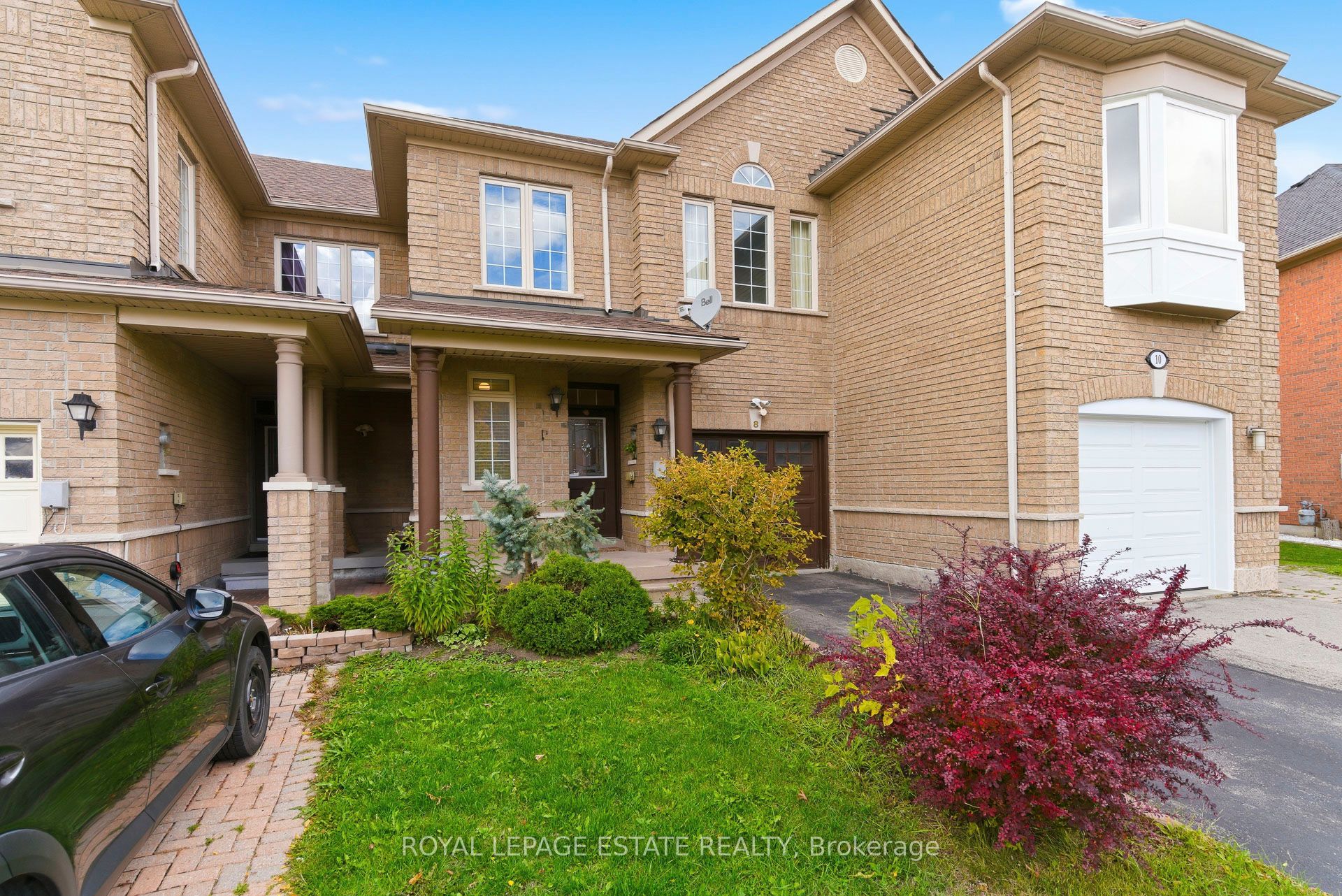 8 Venture Avenue