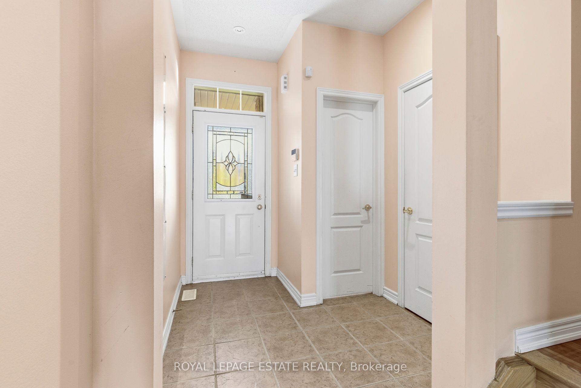 8 Venture Avenue