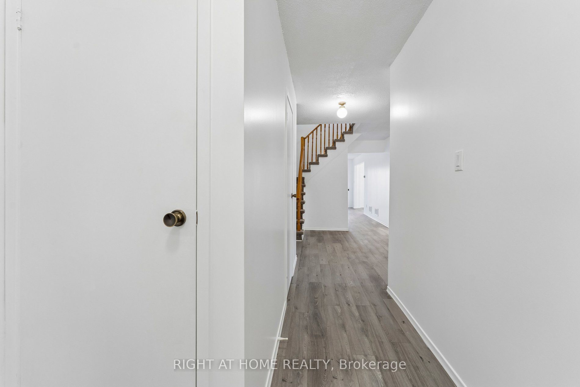 77 Morton Way