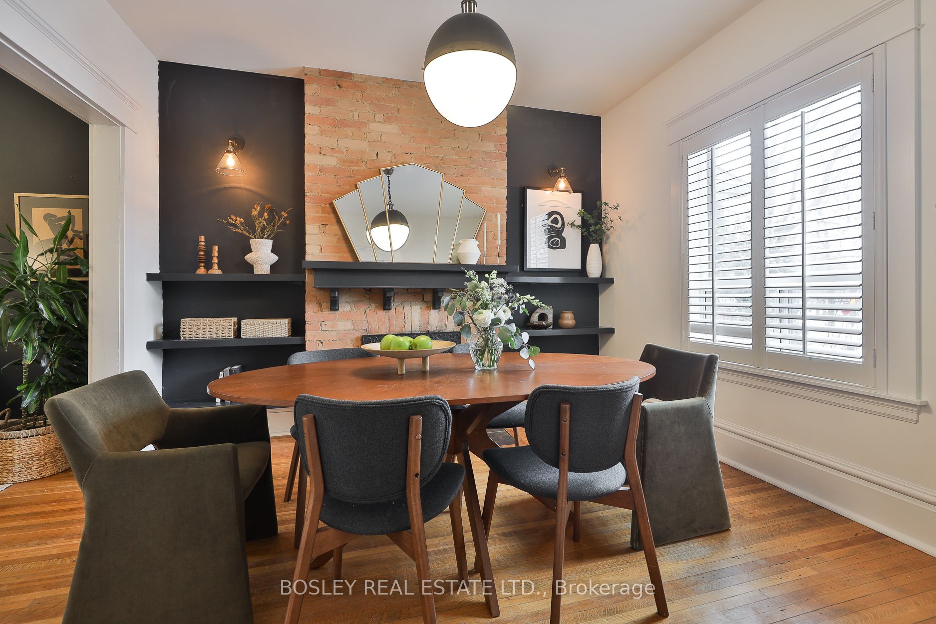 6 Westminster Avenue