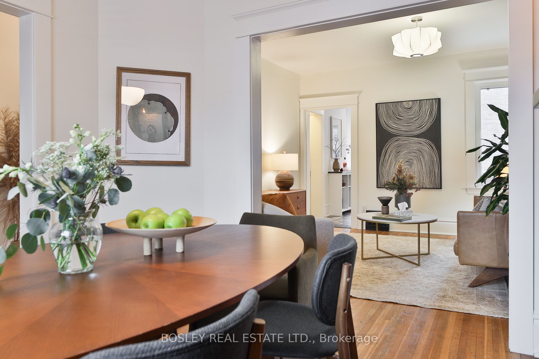 6 Westminster Avenue