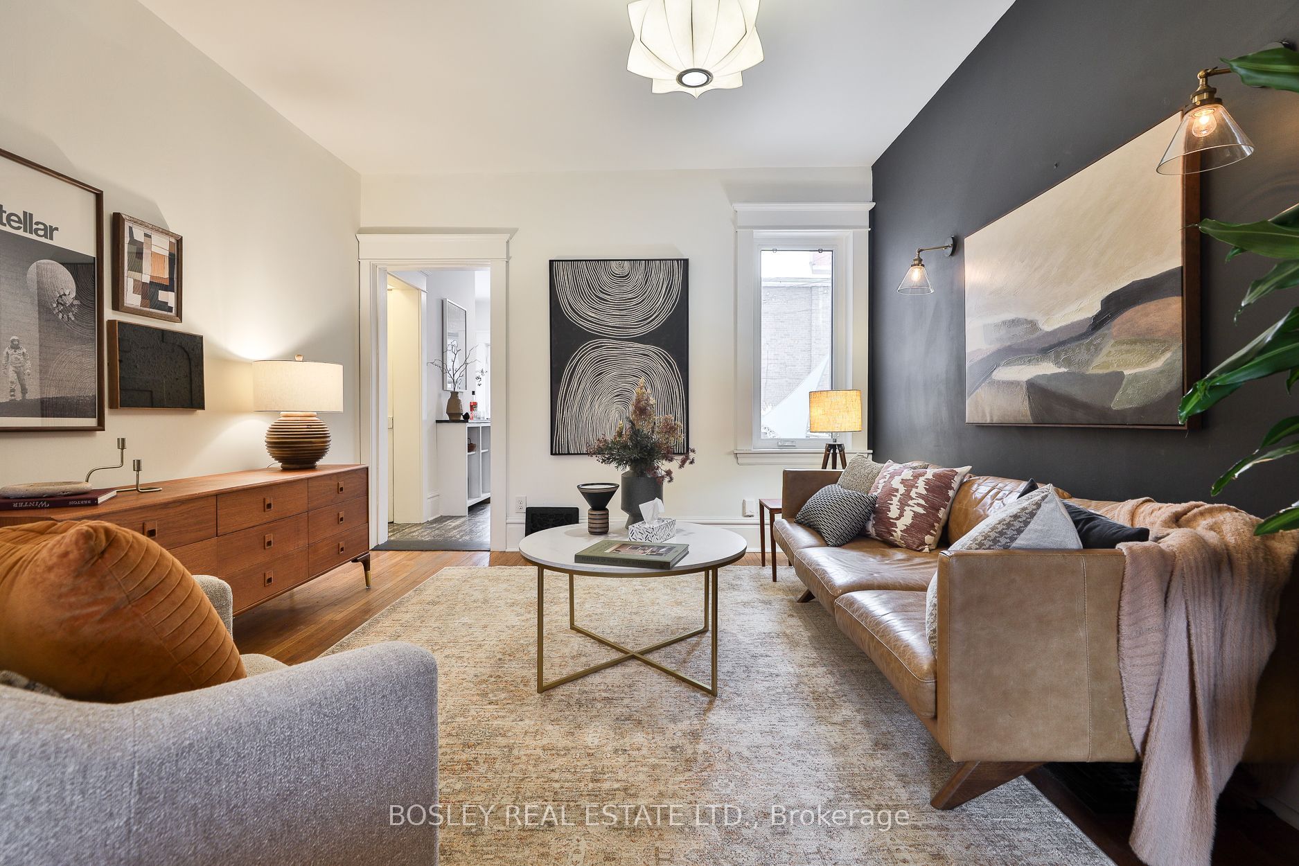 6 Westminster Avenue