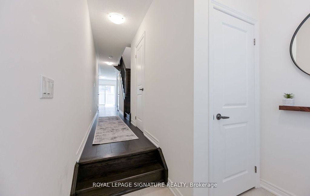 Photo of 31 Faye Street, Brampton, ON L6P 4M9 (MLS # W12653882)