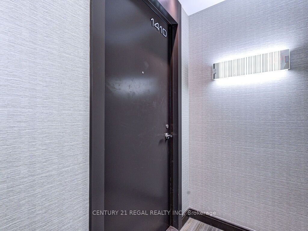 Photo of 9 Valhalla Inn Road #1410, Toronto, ON M9B 0B2 (MLS # W14115436)