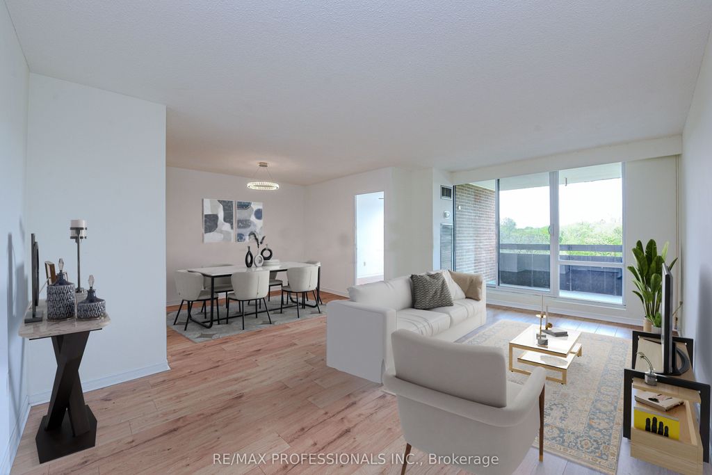 Photo of 362 The East Mall N/A #302, Toronto, ON M9B 6C4 (MLS # W12427743)