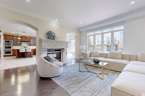 420 Paradelle Drive Richmond Hill ON L4E 4R9
