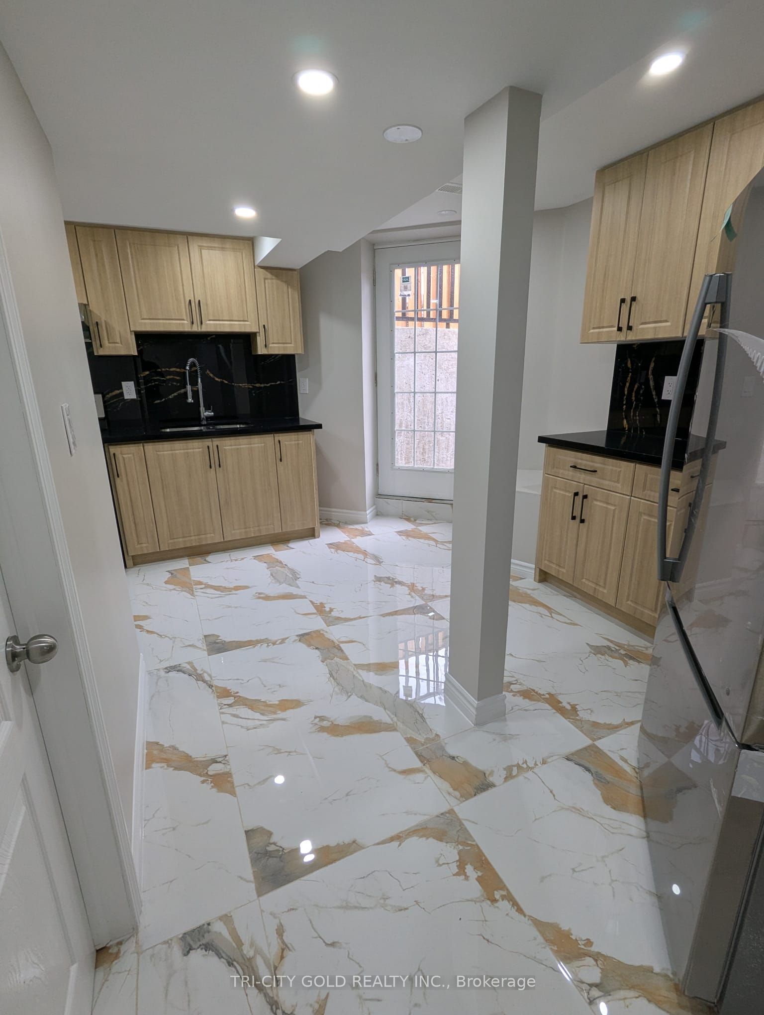 54 Novella Place Lower