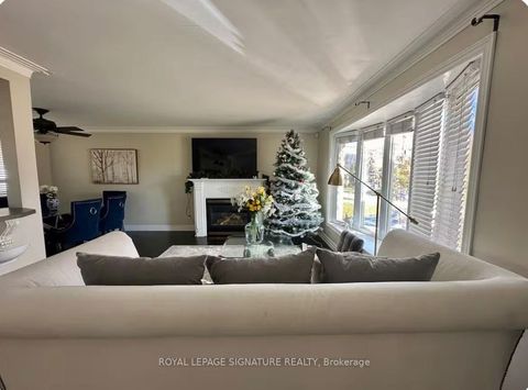 1353 Sheldon Avenue Oakville ON L6L 2P9