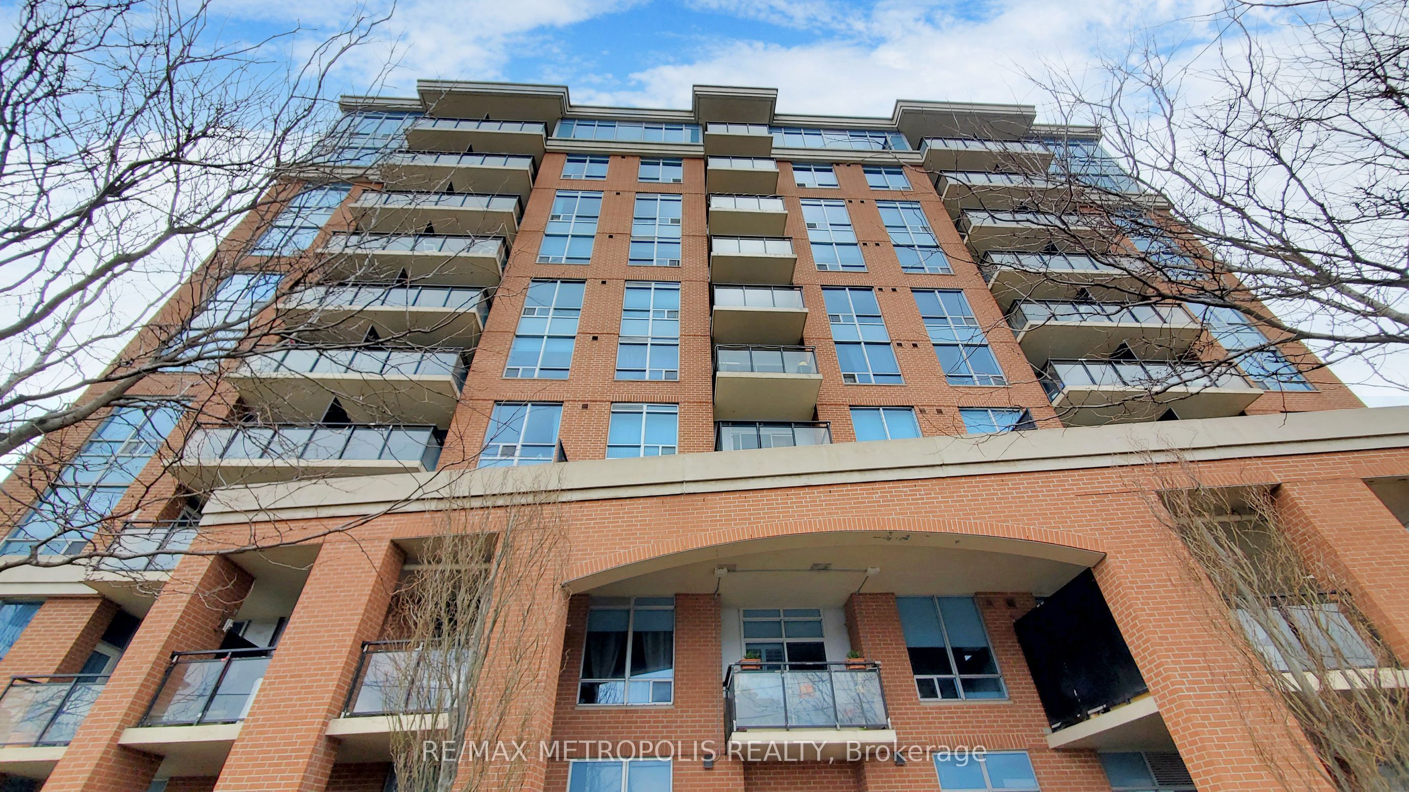 2772 Keele Street 403