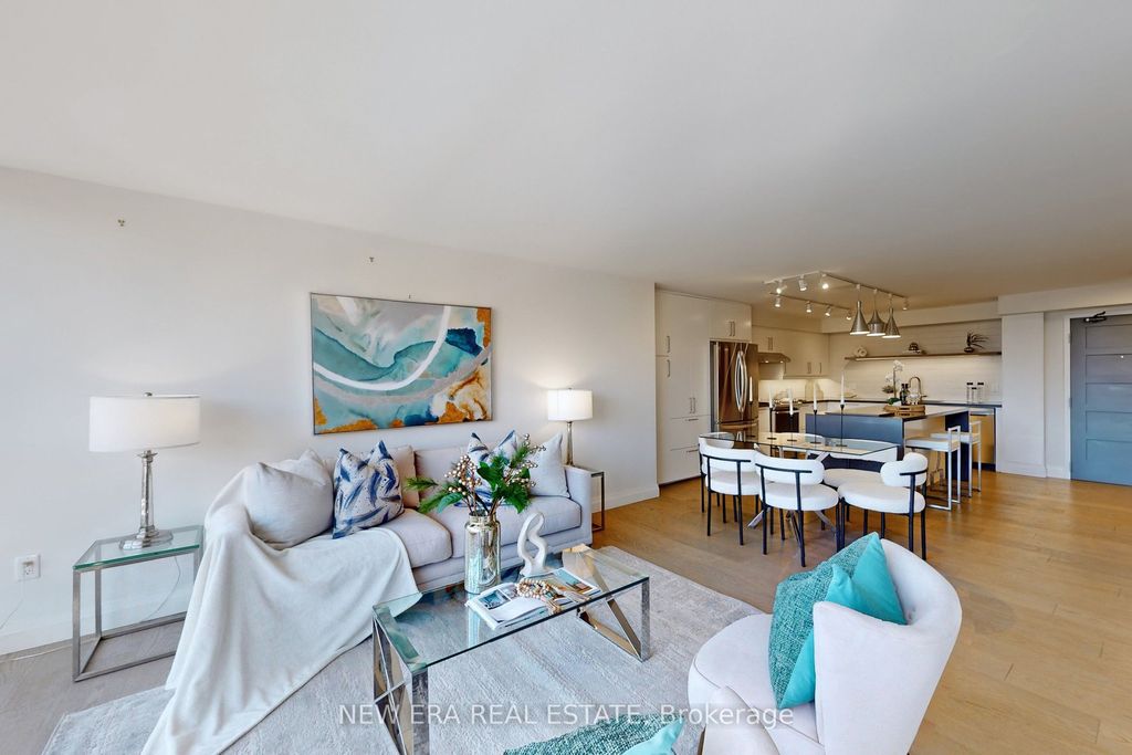 Photo of 188 Spadina Avenue #502, Toronto, ON M5T 3A4 (MLS # C12730890)