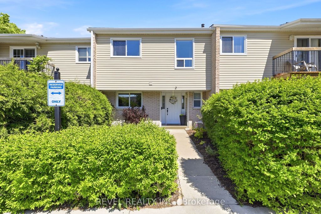 Photo of 669 Osgoode Drive #2, London South, ON N6E 2C7 (MLS # X13539132)