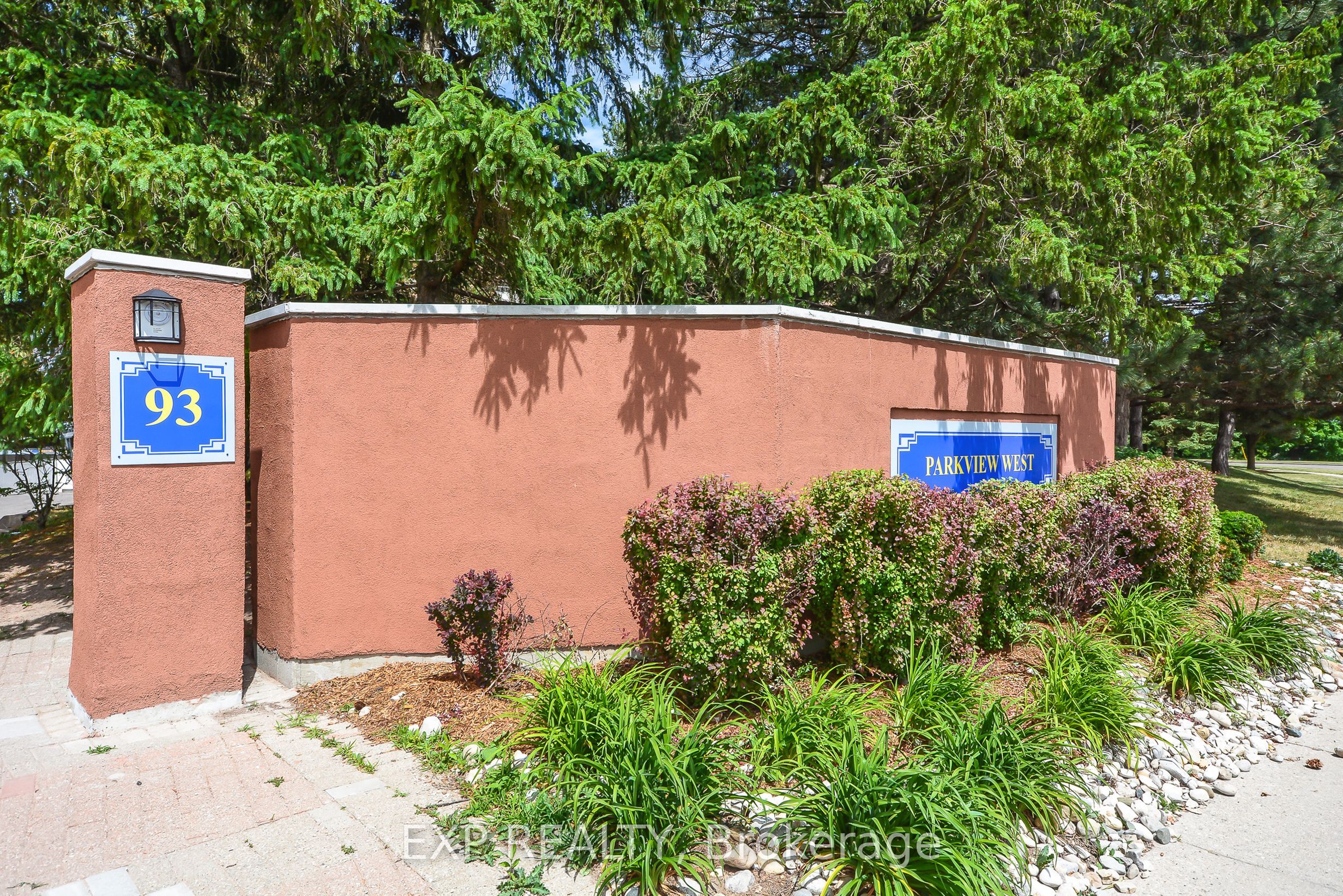 Photo 1 of 25 — 93 Westwood Road 301, Guelph, ON N1H 7J7