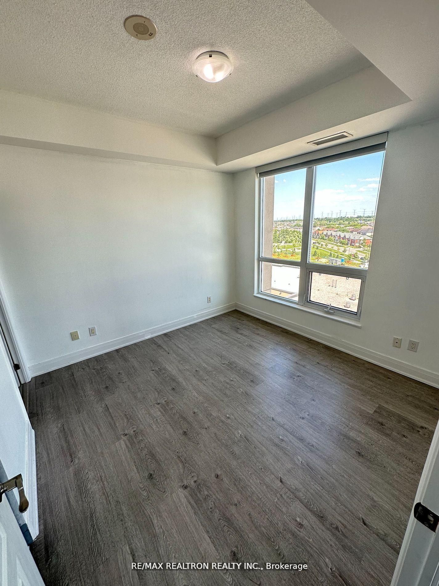 8323 Kennedy Road 808