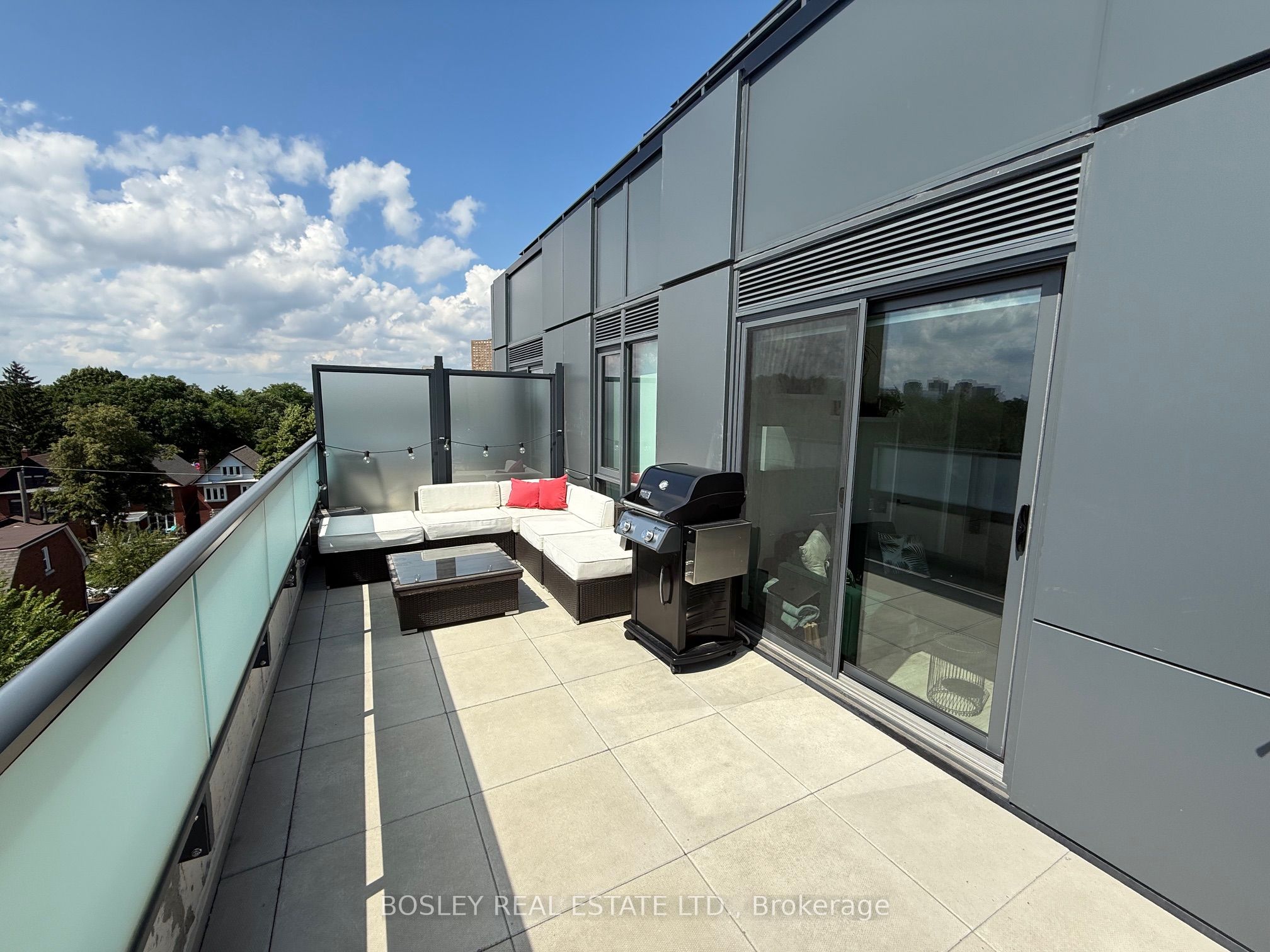 430 Roncesvalles Avenue 608